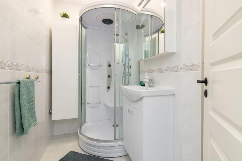Roosikransi Apartment تالين المظهر الخارجي الصورة